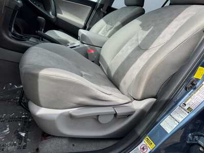 2011 Toyota RAV4, $8899. Photo 5