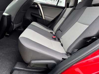 2015 Toyota RAV4, $12800. Photo 10