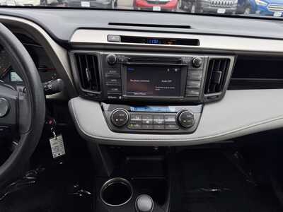 2015 Toyota RAV4, $12800. Photo 2