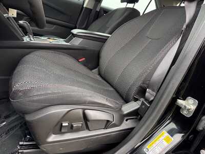 2017 Chevrolet Equinox, $11999. Photo 6