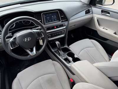 2018 Hyundai Sonata, $9599. Photo 12