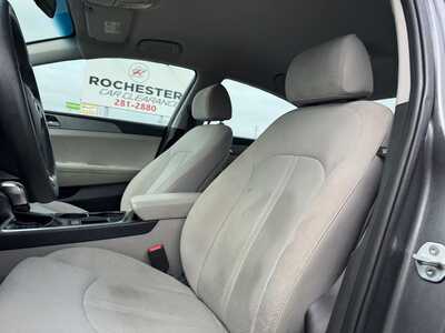 2018 Hyundai Sonata, $9599. Photo 7