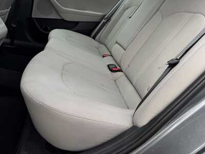 2018 Hyundai Sonata, $9599. Photo 9