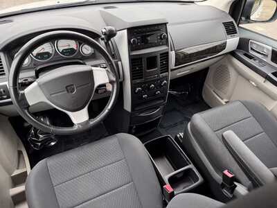 2010 Dodge Grand Caravan, $5999. Photo 12