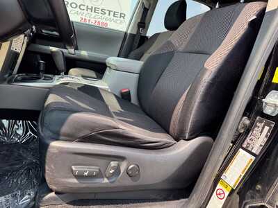 2011 Toyota 4Runner, $10999. Photo 5