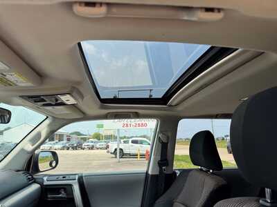 2011 Toyota 4Runner, $10999. Photo 6
