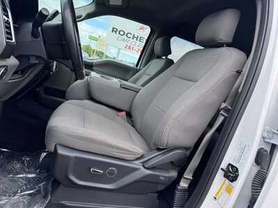 2016 Ford F150 Crew Cab, $10999. Photo 4