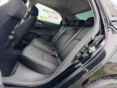 2018 Honda Civic, $9999. Photo 9