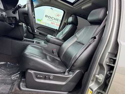 2012 Chevrolet Tahoe, $8999. Photo 4