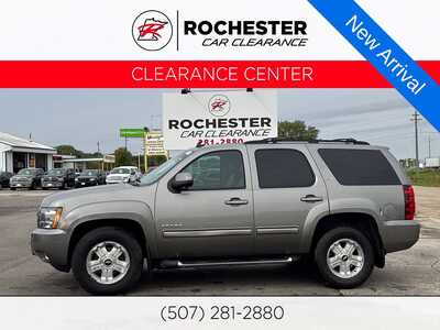 2012 Chevrolet Tahoe, $8999. Photo 1
