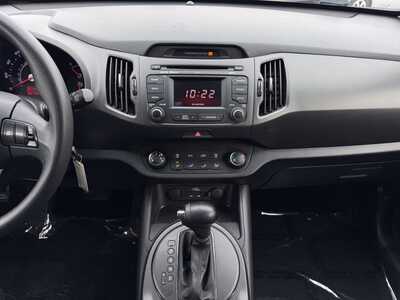 2013 Kia Sportage, $8699. Photo 2