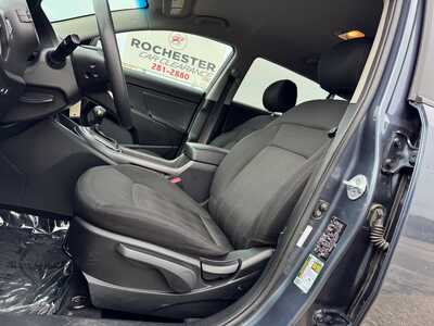 2013 Kia Sportage, $8699. Photo 5