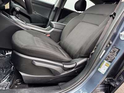 2013 Kia Sportage, $8699. Photo 6