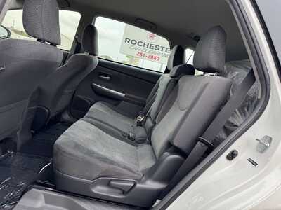 2012 Toyota Prius, $7649. Photo 8
