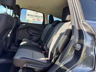 2016 Ford Escape, $7599. Photo 8