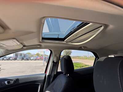 2020 Ford EcoSport, $12999. Photo 8