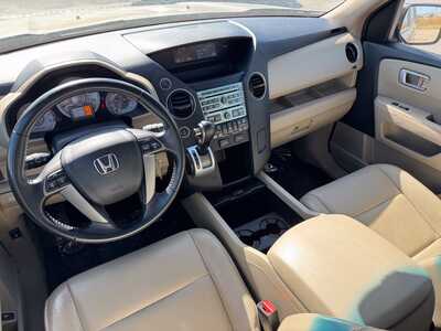 2011 Honda Pilot, $11999. Photo 12