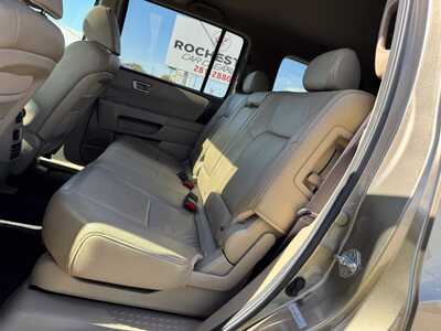 2011 Honda Pilot, $11999. Photo 8