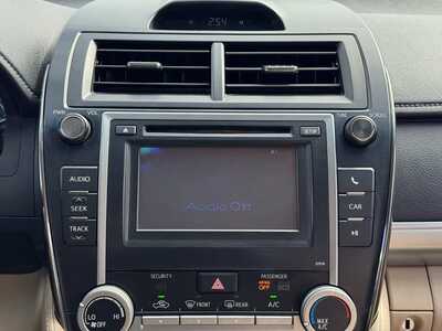 2013 Toyota Camry, $7998. Photo 3