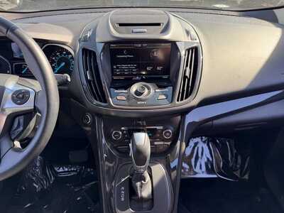 2014 Ford Escape, $7999. Photo 2