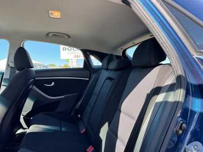 2016 Hyundai Elantra, $8499. Photo 9