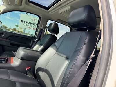 2014 Chevrolet Suburban, $12699. Photo 7