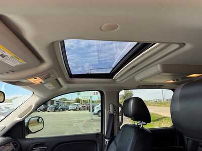 2014 Chevrolet Suburban, $12699. Photo 8
