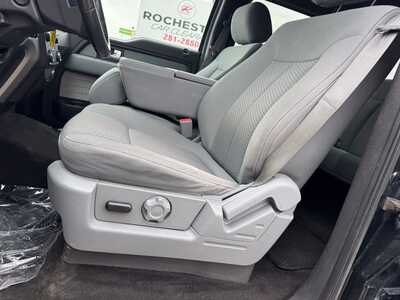 2013 Ford F150 Crew Cab, $8999. Photo 6