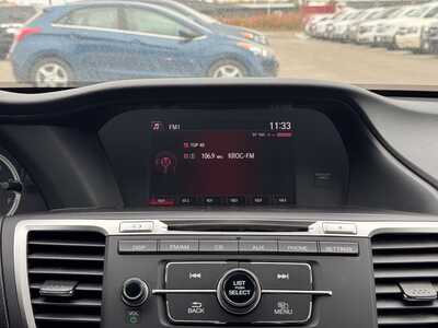2016 Honda Accord, $14699. Photo 3