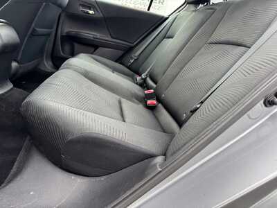 2016 Honda Accord, $14699. Photo 9