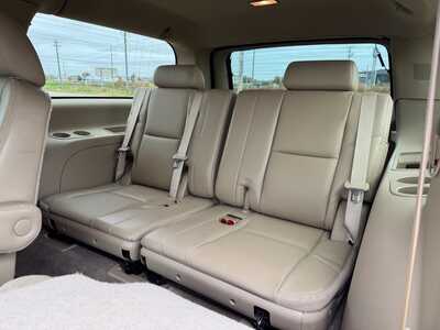 2012 Chevrolet Suburban, $14999. Photo 12