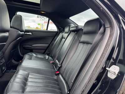 2014 Chrysler 300, $11949. Photo 10