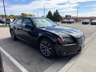 2014 Chrysler 300, $11599. Photo 2