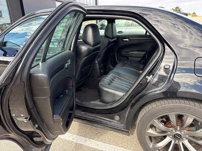 2014 Chrysler 300, $11599. Photo 8