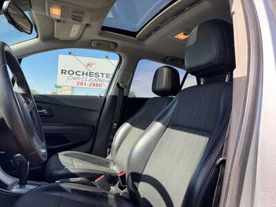 2015 Chevrolet Trax, $8849. Photo 7