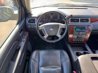 2013 Chevrolet Tahoe, $12190. Photo 11