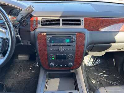 2013 Chevrolet Tahoe, $12190. Photo 2