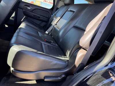 2013 Chevrolet Tahoe, $12190. Photo 9