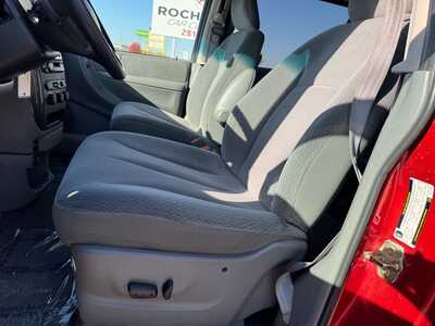 2005 Dodge Grand Caravan, $3949. Photo 5