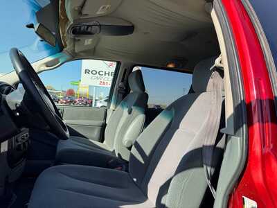 2005 Dodge Grand Caravan, $3949. Photo 6