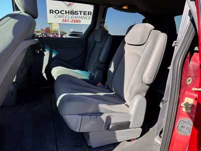 2005 Dodge Grand Caravan, $3949. Photo 7