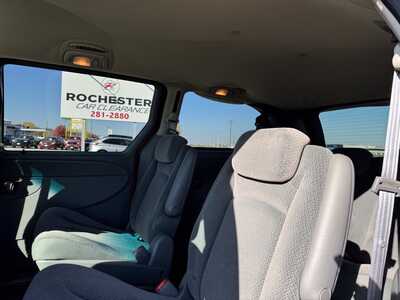 2005 Dodge Grand Caravan, $3949. Photo 9