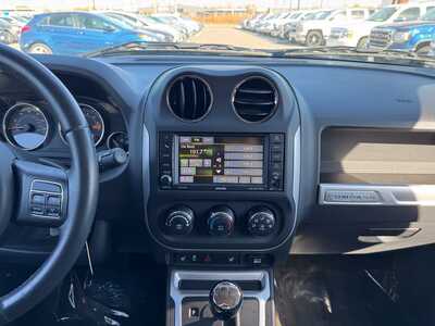 2014 Jeep Compass, $9999. Photo 2