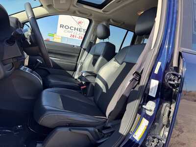 2014 Jeep Compass, $9999. Photo 5