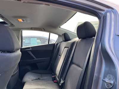 2011 Mazda Mazda3, $3699. Photo 10