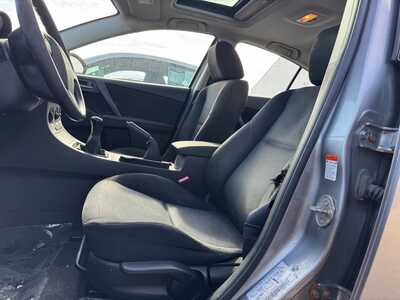 2011 Mazda Mazda3, $3699. Photo 4