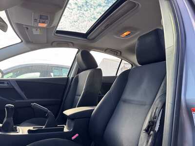 2011 Mazda Mazda3, $3699. Photo 6