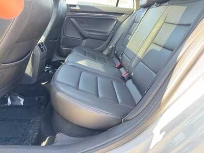 2014 Volkswagen Jetta, $7999. Photo 10