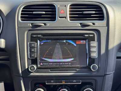 2014 Volkswagen Jetta, $7999. Photo 4