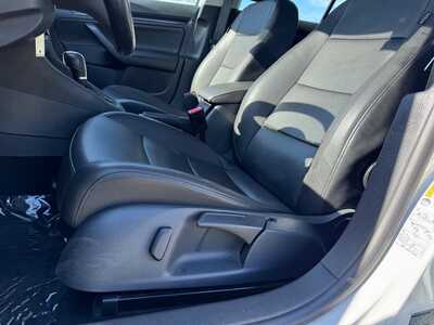 2014 Volkswagen Jetta, $7999. Photo 6